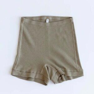 Arq Bjorn Short in Taupe